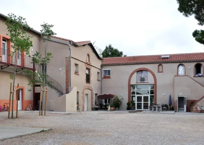 Réhabilitation d’un mas provençal en centre d’hébergement, Pollestres, Catalogne
